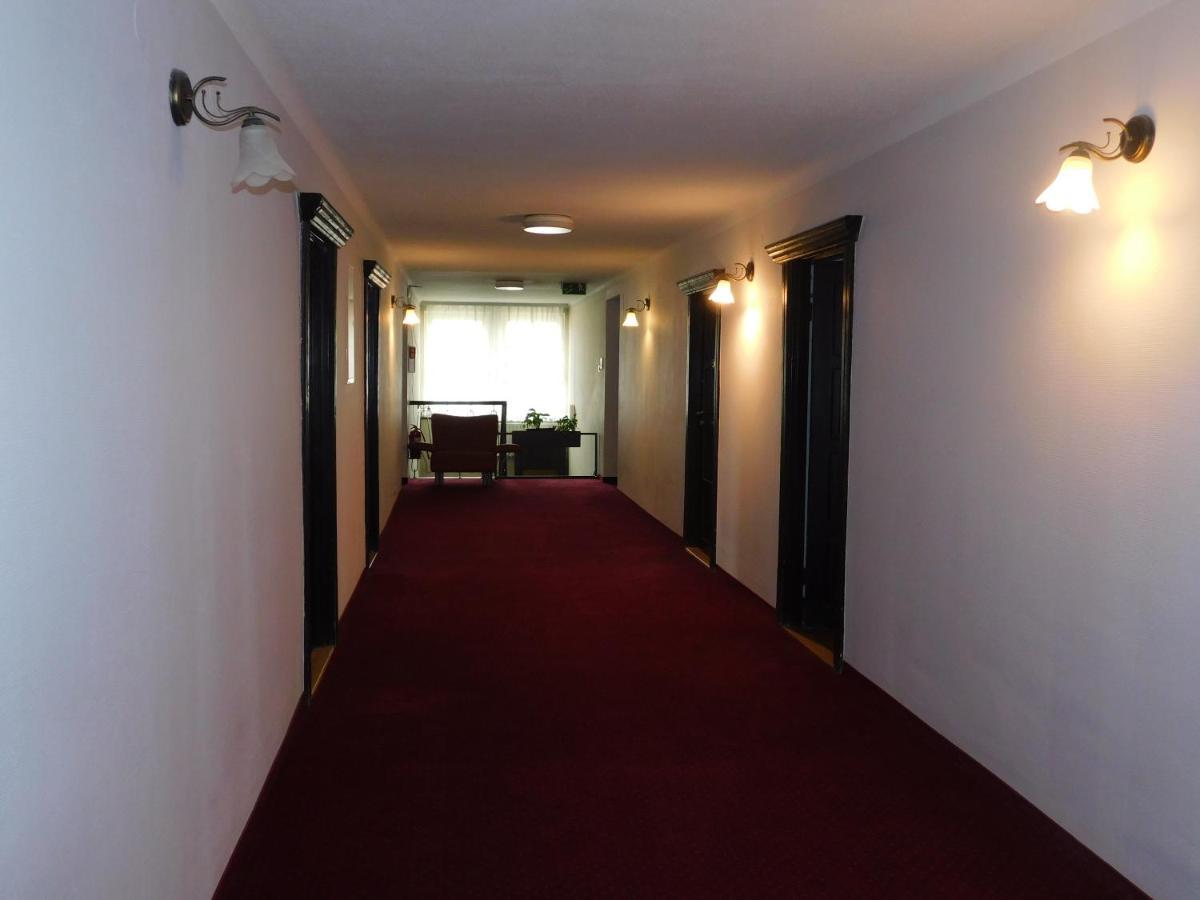 Pokoje Goscinne Korona Krakau Buitenkant foto